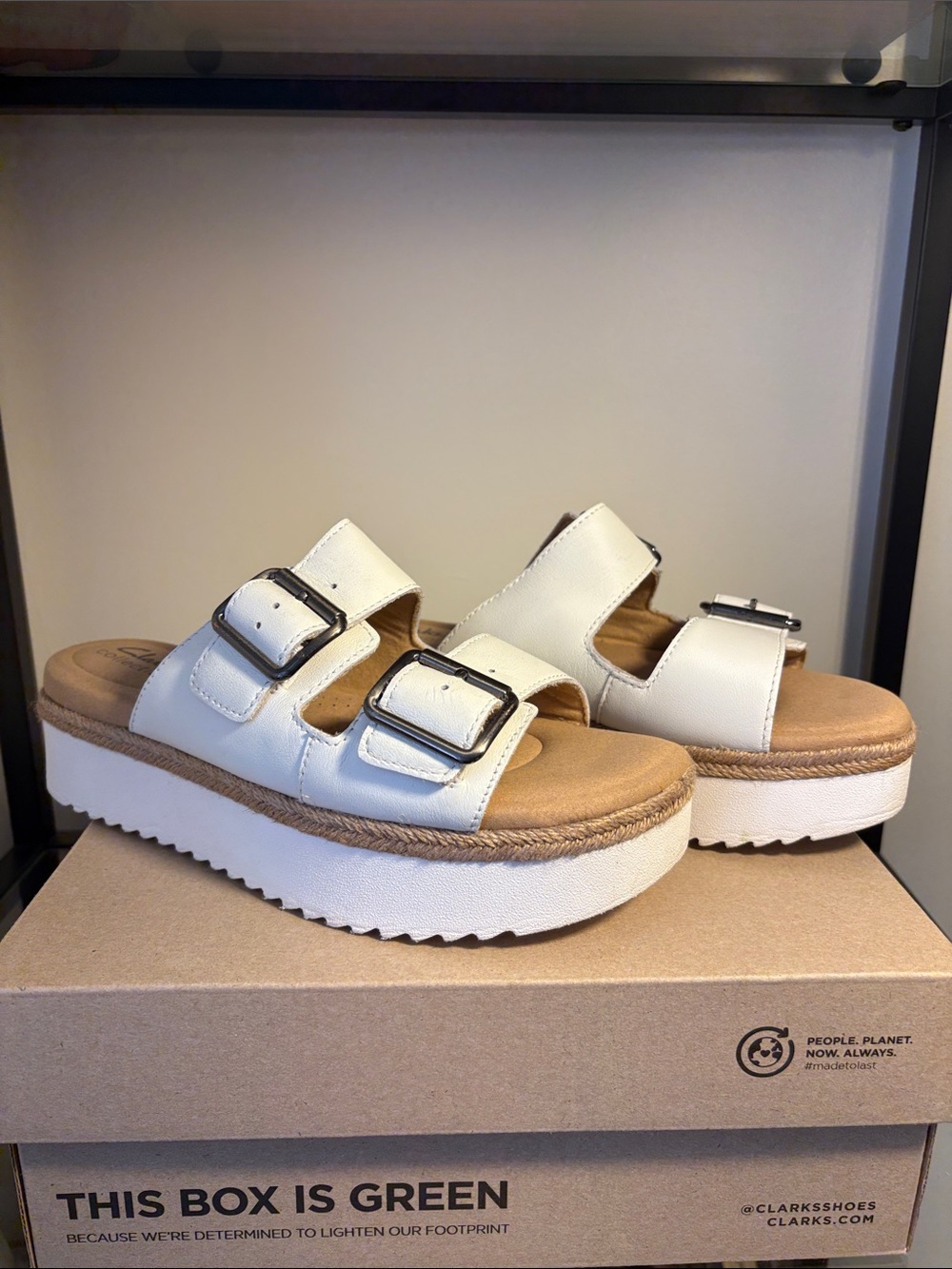 Like new! Clarks Lana Platform Slide Sandals, leather straps, S: 8